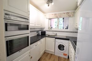 Kitchen- click for photo gallery